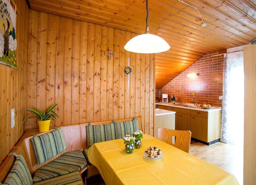 Ferienhaus Endl Freyung Szoba fotó